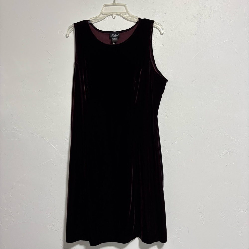 NY&CO New York & Company Women's XL Velvet Sleeveless A Line Dress Plum